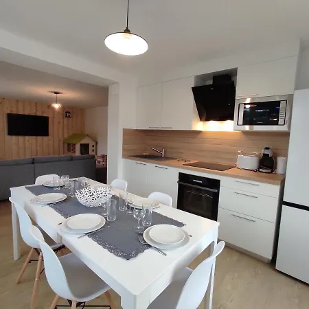 Centre-ville Gerardmer, Au Calme Ii Appartement *